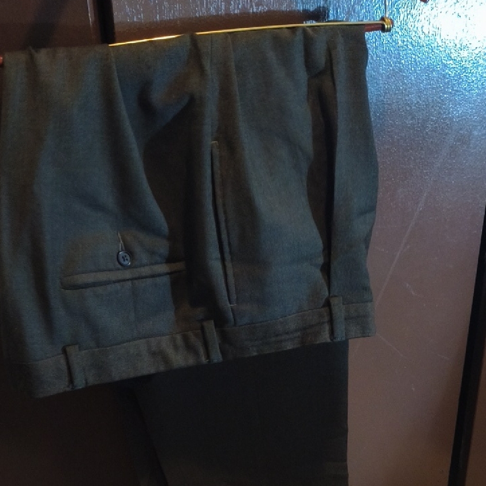 Eddie Bauer Dark Gray Men's Dress Pants